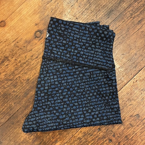 Lululemon Wunder Under Pant III Shatter Weave Desert Teal Alberta Lake size 4 - Picture 6 of 7